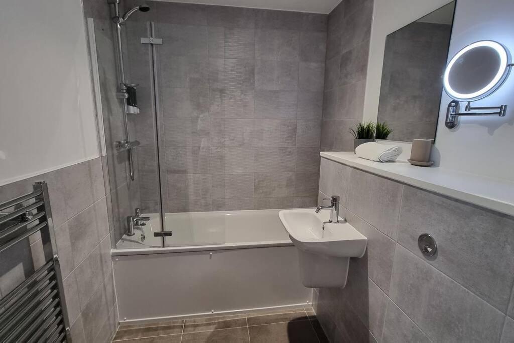2 Bedroom Penthouse Manchester Esterno foto